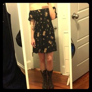 Off shoulder flower dress